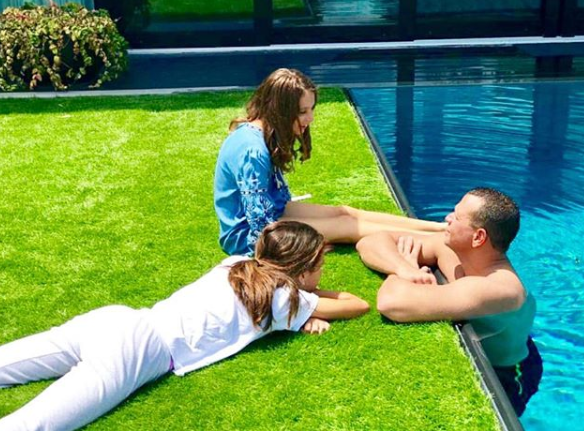 Choosing the Right Artificial Turf